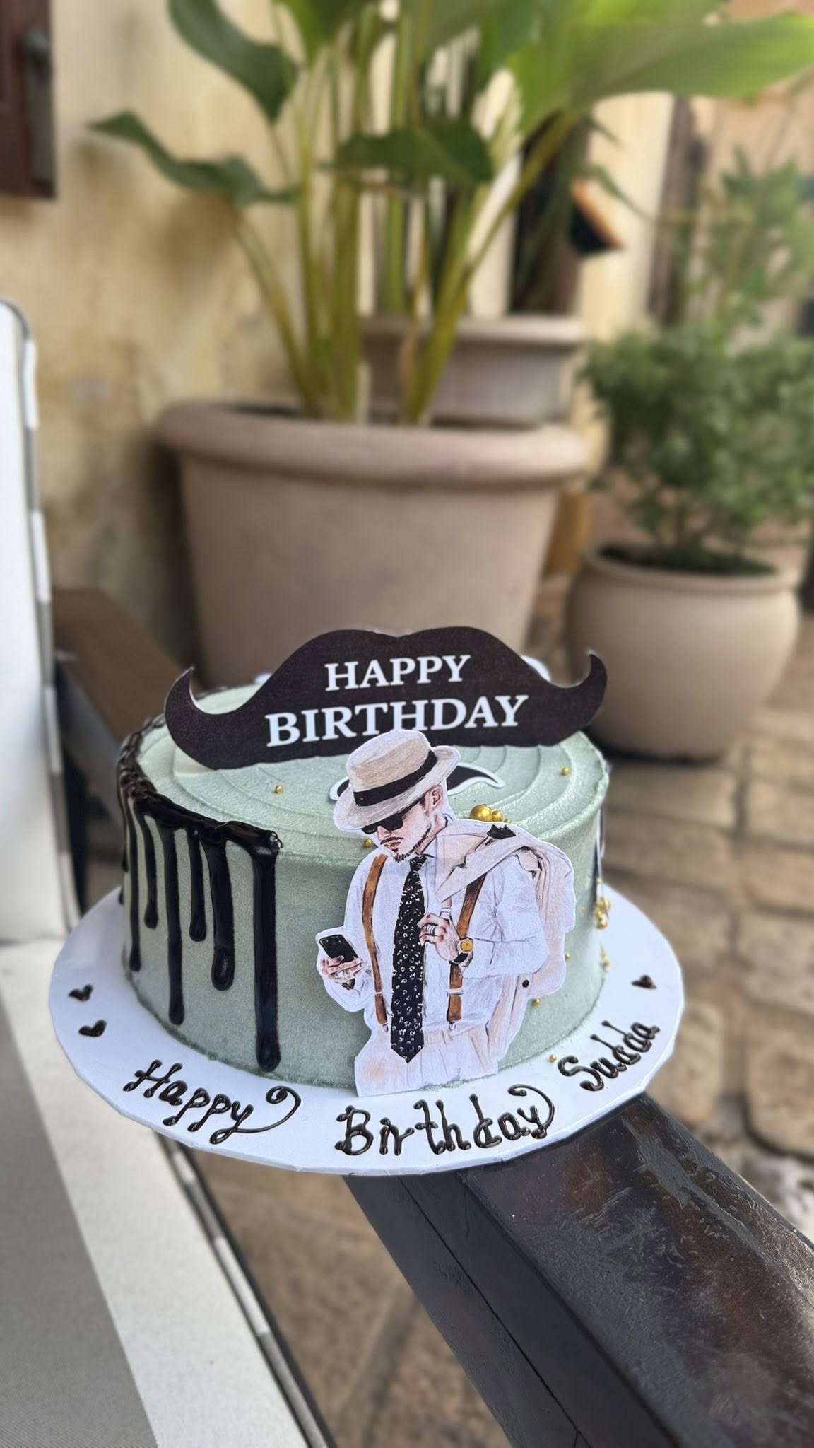 Customized Cakes image 6